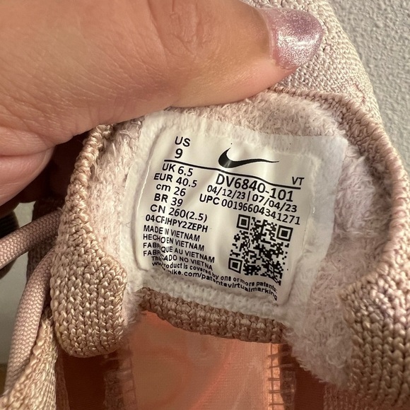 Nike Air Vapormax 2023 FK Flyknit Oatmeal Pink DV6840-101 Ladies size 9 - Picture 6 of 6